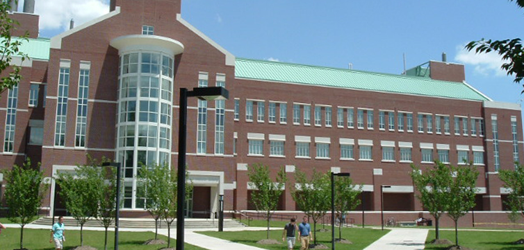 university-of-louisville-campus-feat