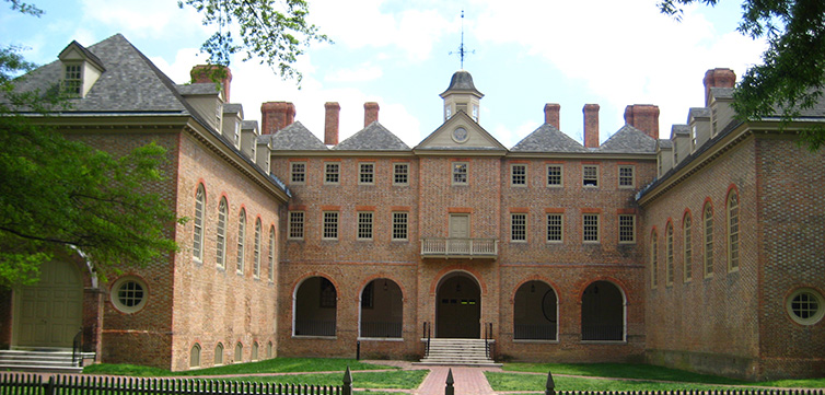 Wren-Building-College-of-William-and-Mary-feat