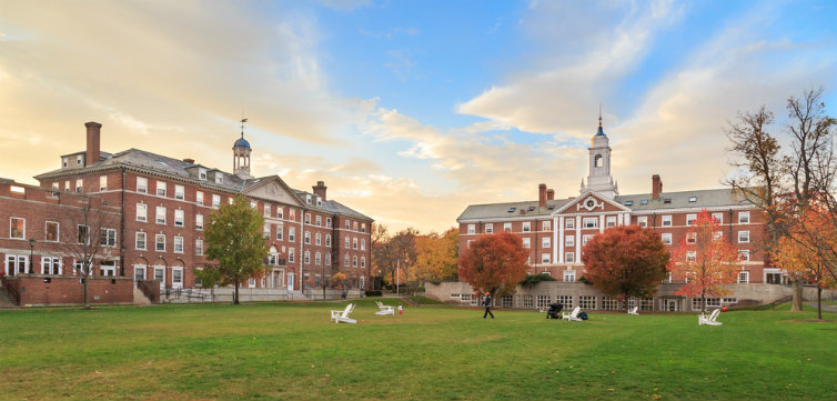Harvard Campus CREDIT Jannis Tobias Werner Shutterstock.com feat