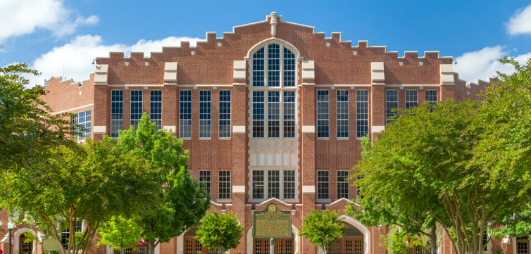 University of Oklahoma CREDIT Ken Wolter Shutterstock.com feat