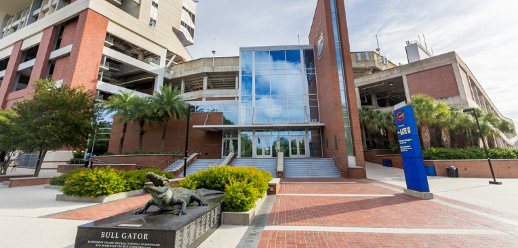 -university of florida uf football CREDIT Bryan Pollard Shutterstock.com feat