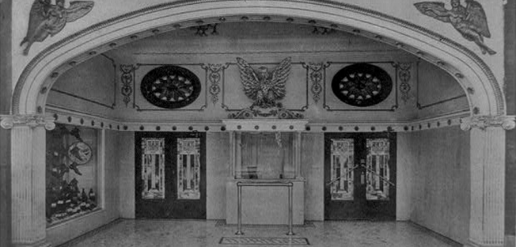 Chicago theater feature