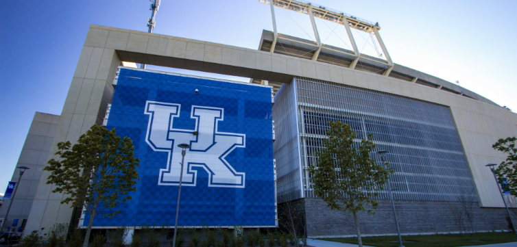 UniversityofKentucky_FEAT_ehrlif_shutterstock